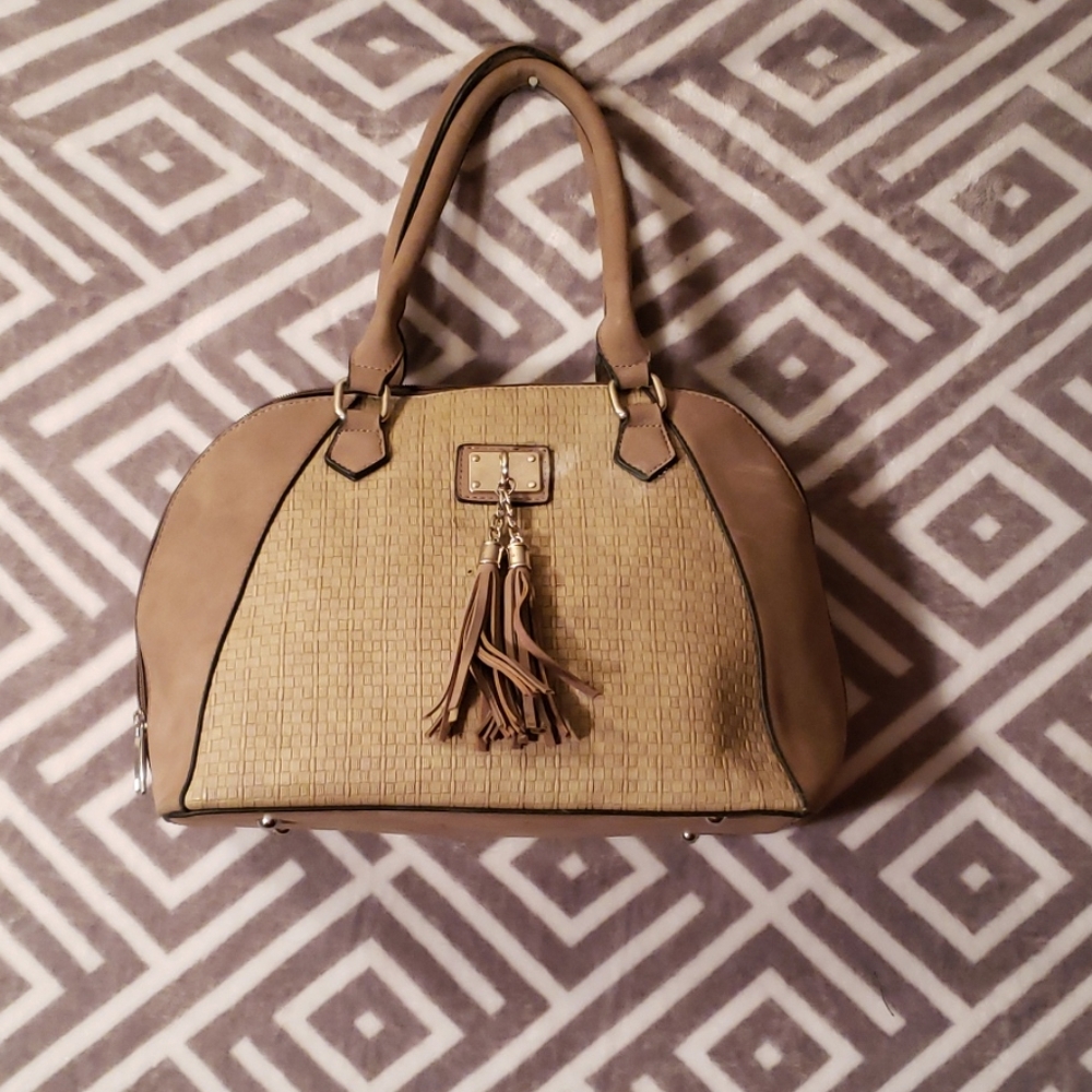 Super cute arm bag